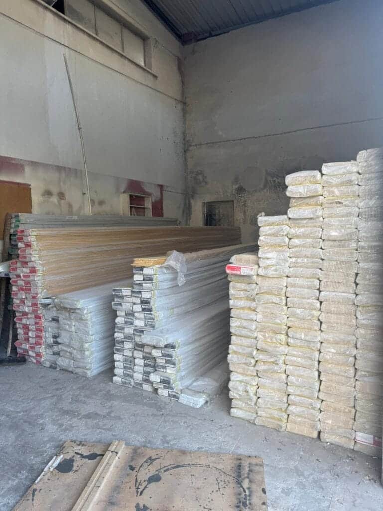 PLASTIK LAMBIRI